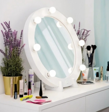 Настольное круглое зеркало с лампочками и подсветкой