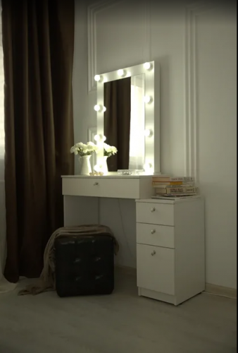 Туалетный столик для макияжа с подсветкой и выдвижной тумбой с ящикам